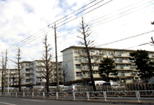 滝山 建物写真