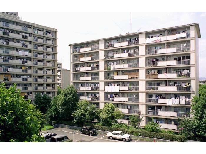 片山公園 建物写真