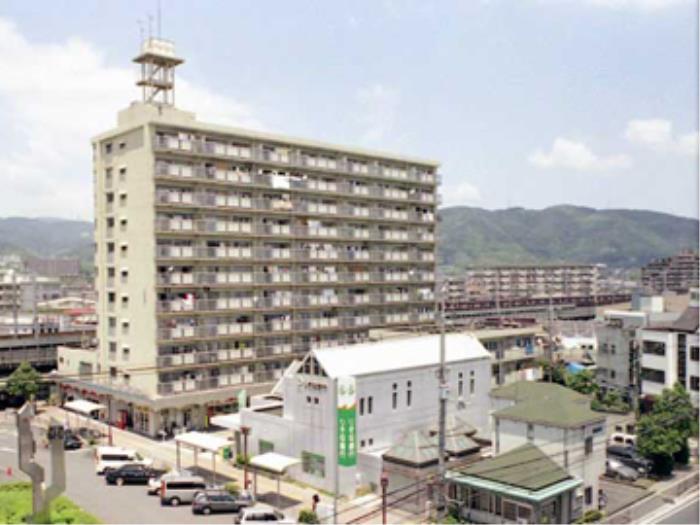 水無瀬駅前 建物写真