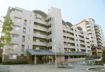 	多摩ニュータウングランピア南大沢	 建物写真